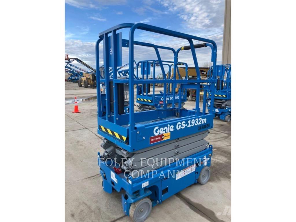 Genie GS1932M Scissor lifts