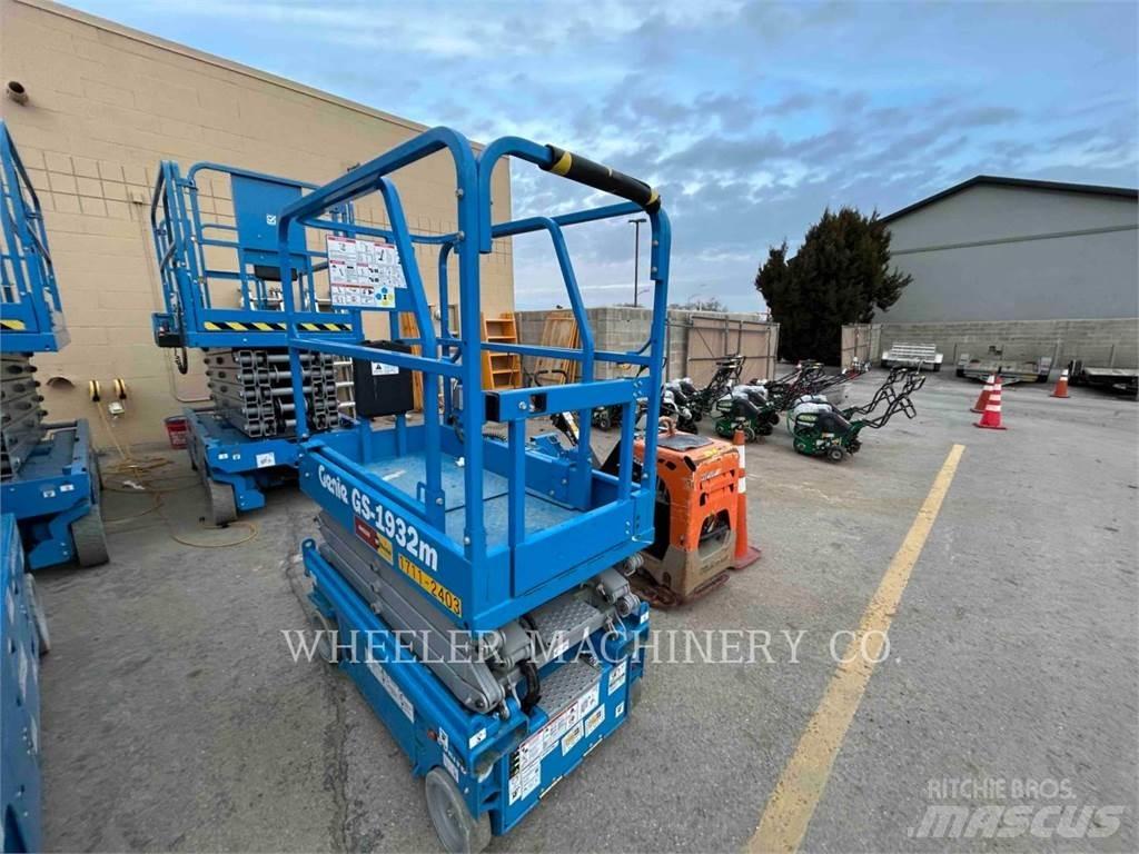 Genie GS1932M Scissor lifts