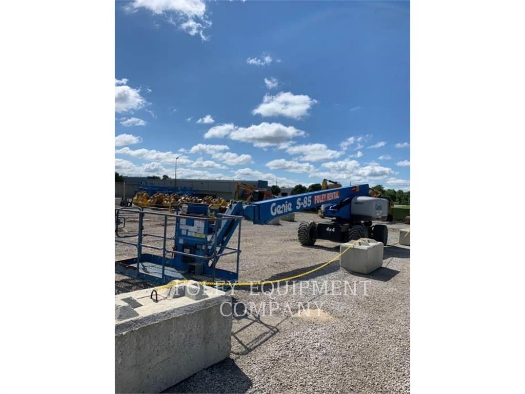 Genie S85D4W Articulated boom lifts