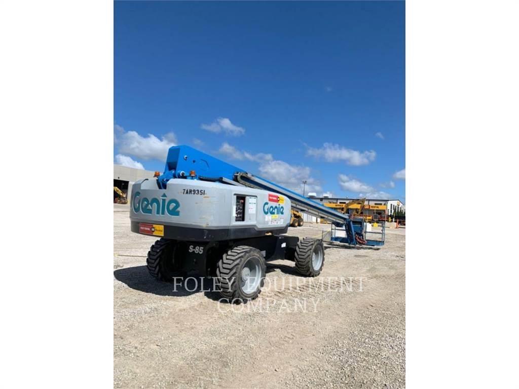 Genie S85D4W Articulated boom lifts