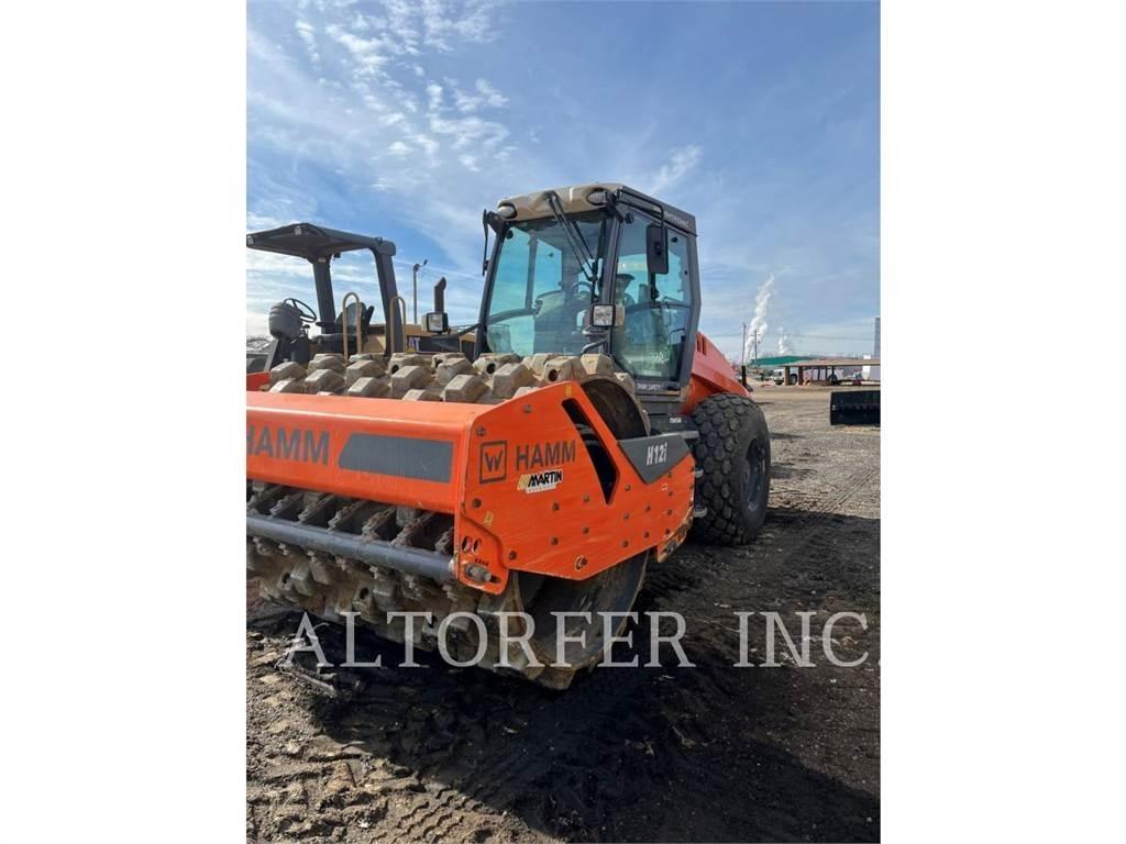 Hamm H12I Asphalt pavers