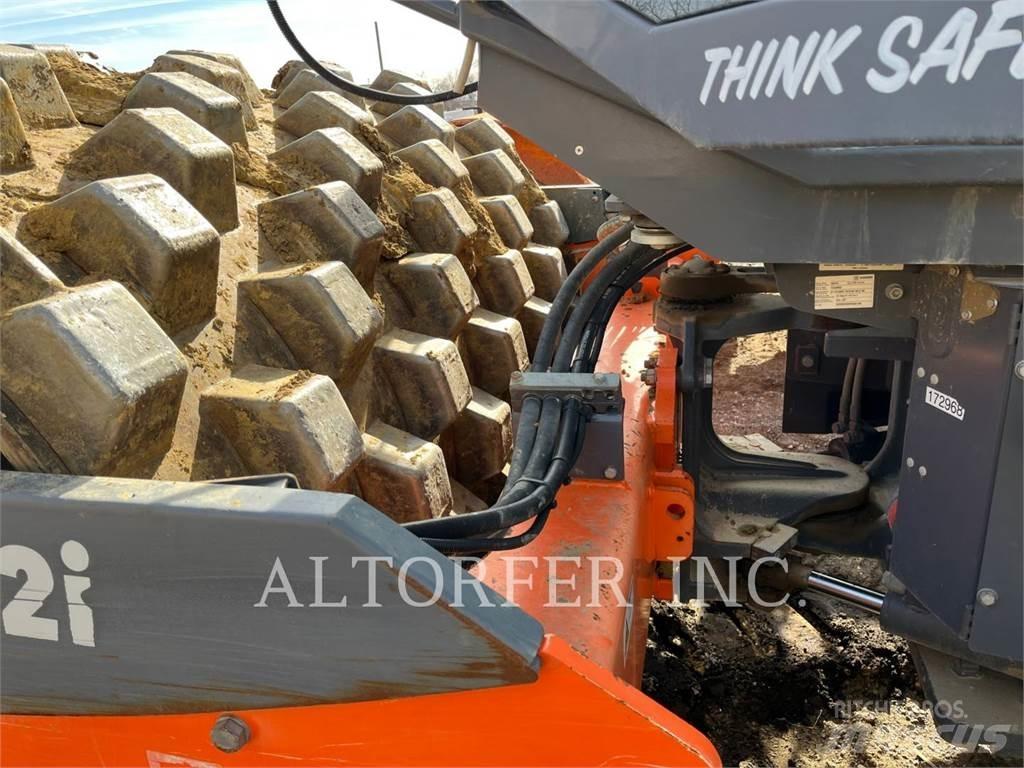 Hamm H12I Asphalt pavers