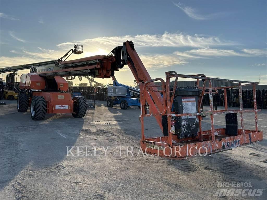 JLG 1200SJP Articulated boom lifts