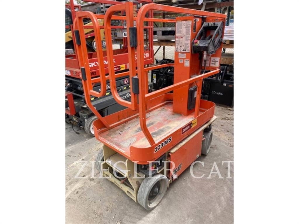 JLG 1230ES Scissor lifts