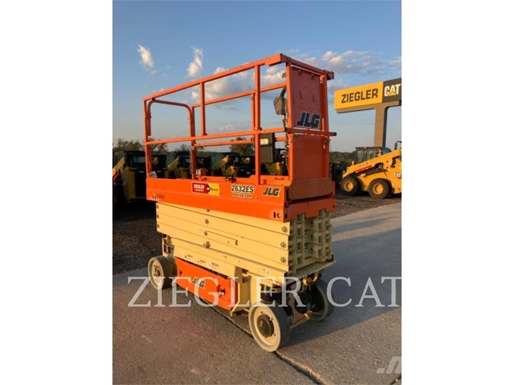 JLG 2632ES Scissor lifts
