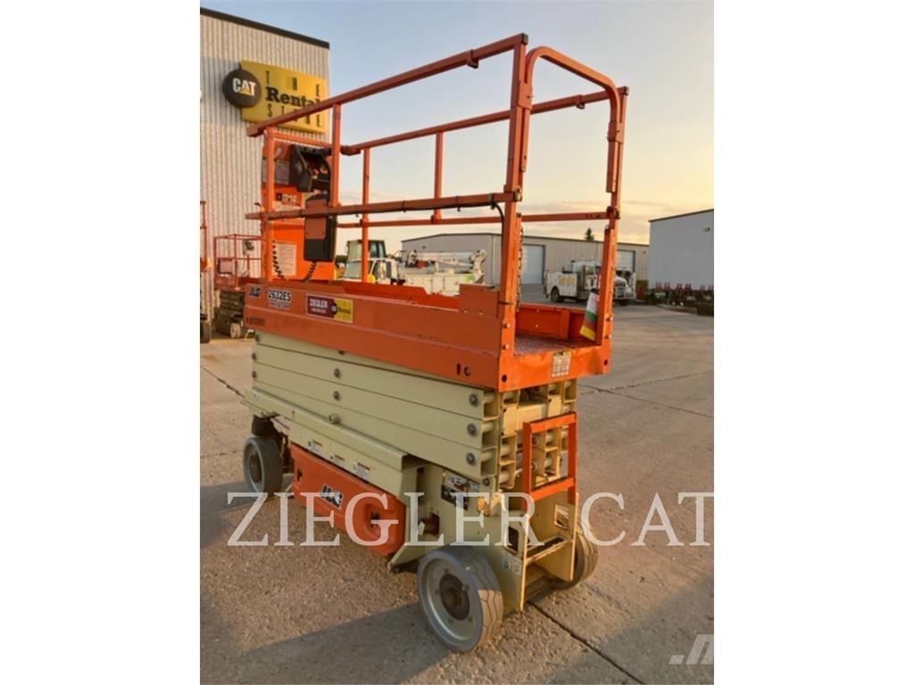 JLG 2632ES Scissor lifts