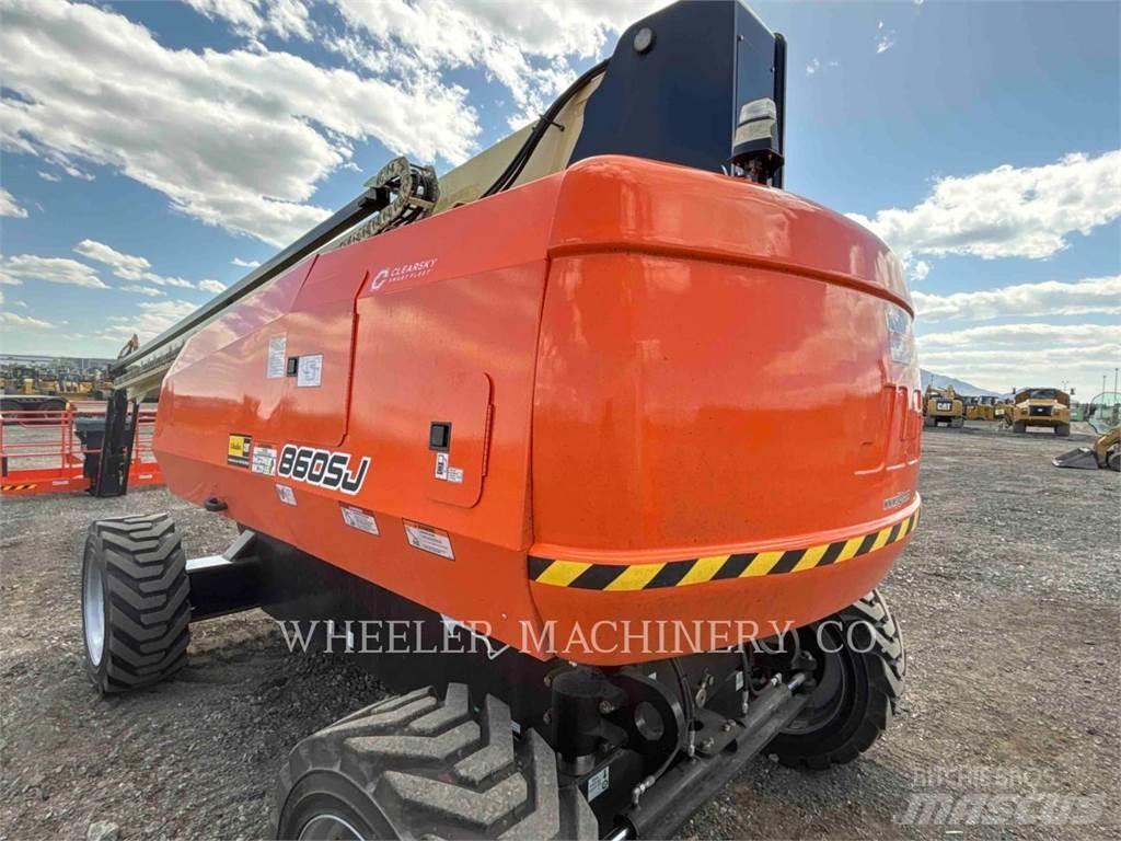 JLG 860SJ Articulated boom lifts