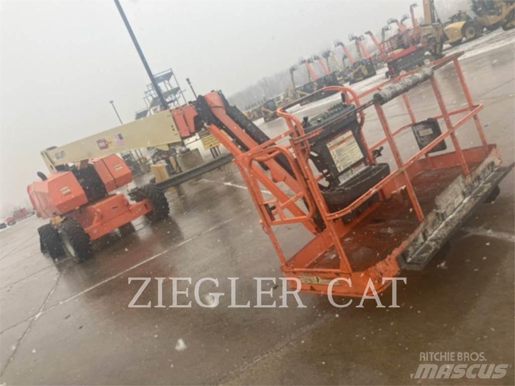 JLG 860SJ Articulated boom lifts