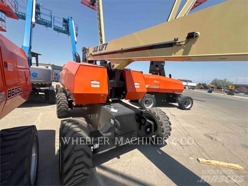 JLG 860SJ Articulated boom lifts