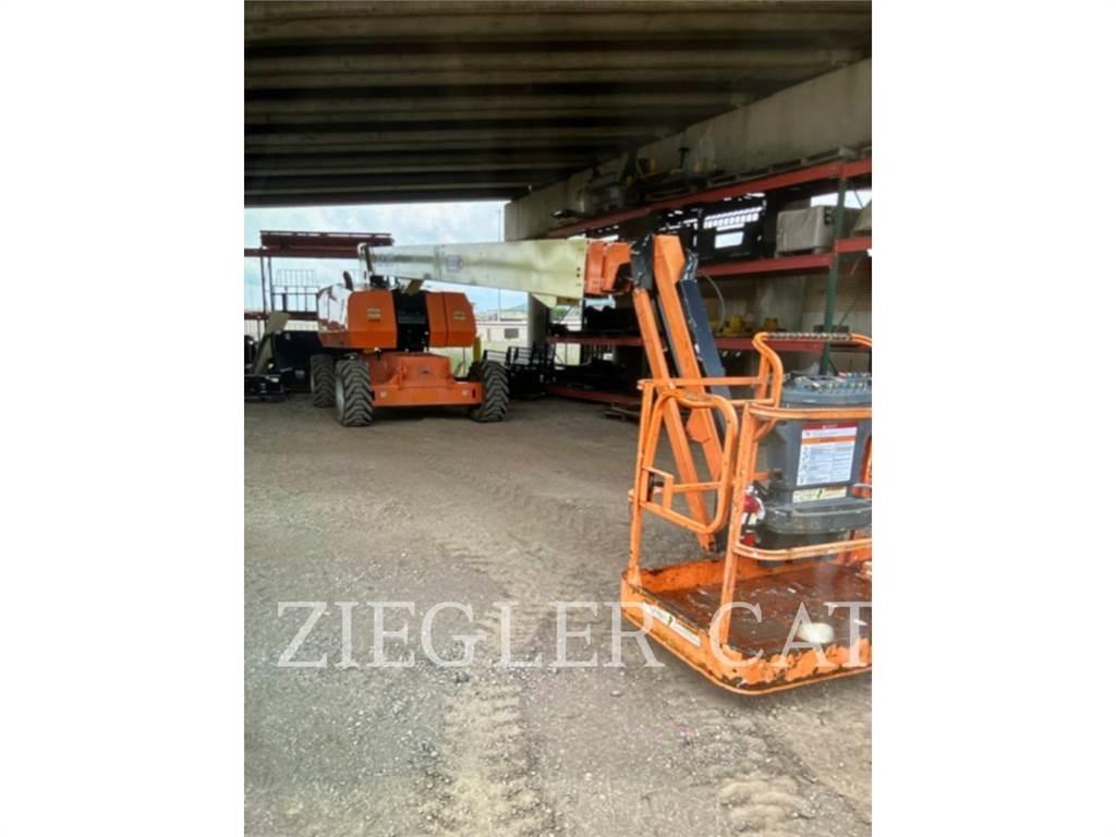 JLG 860SJ Articulated boom lifts