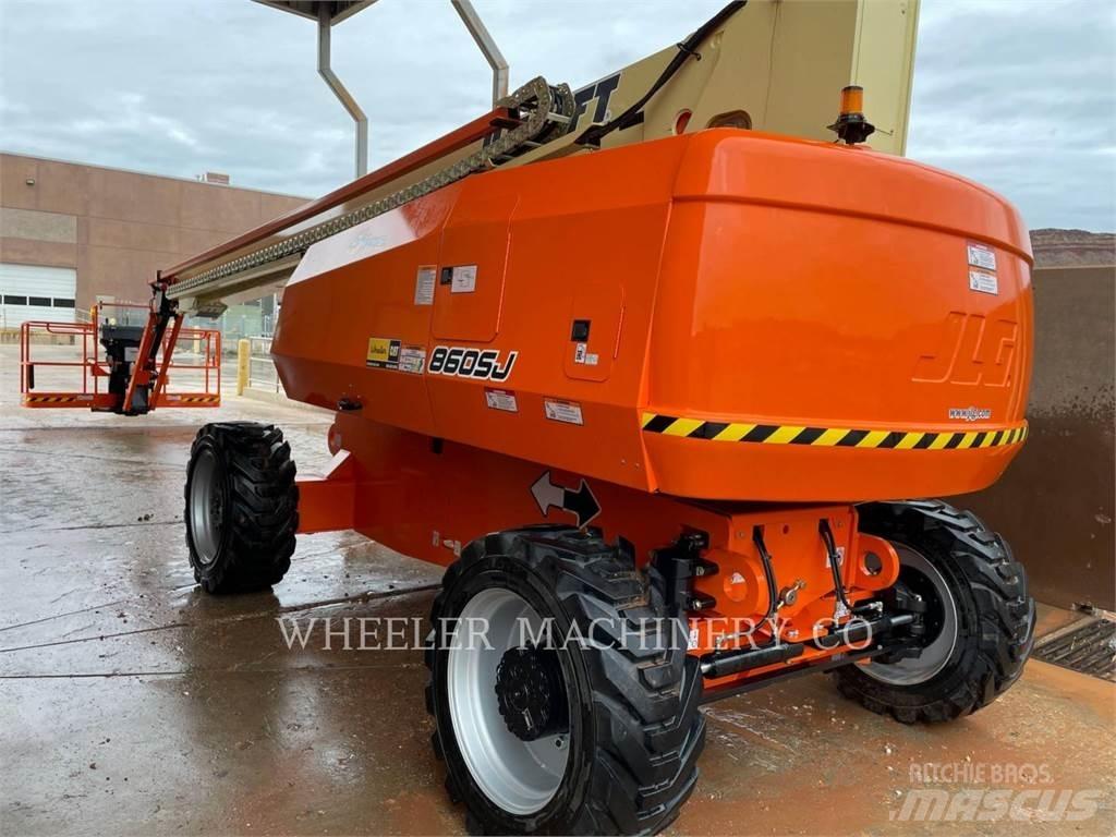 JLG 860SJ SP Articulated boom lifts