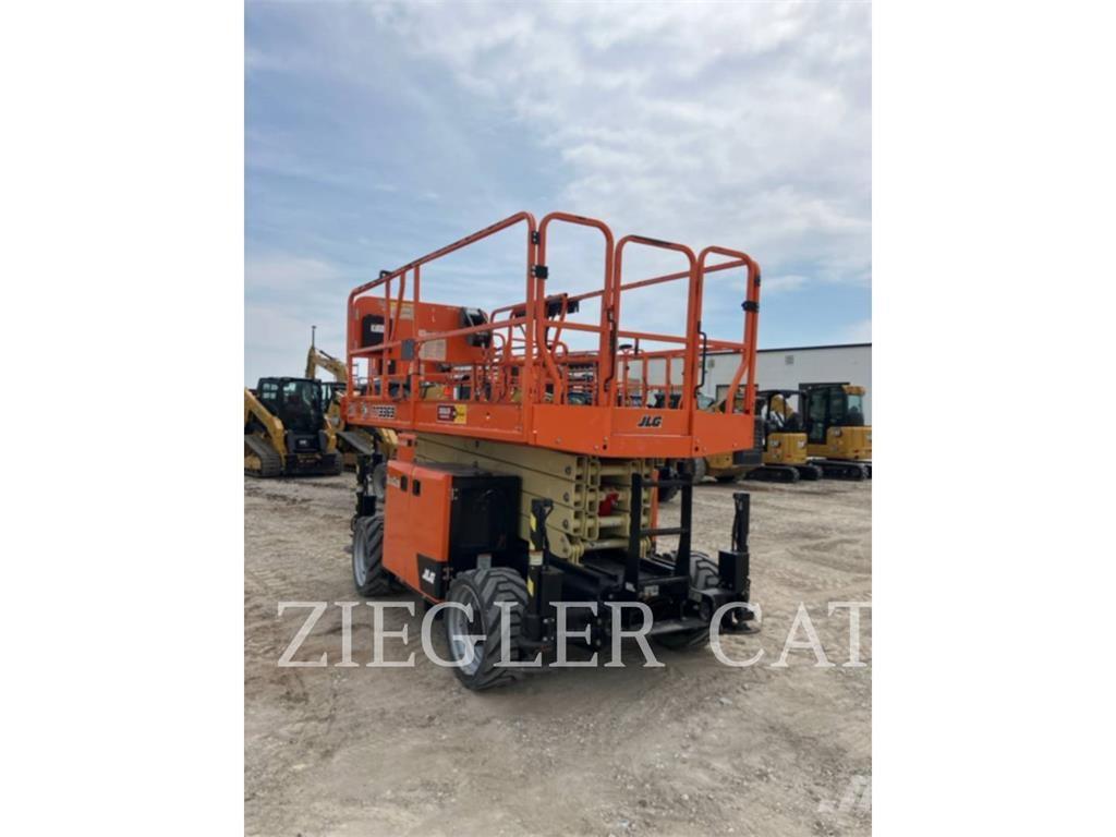 JLG RT3369 Scissor lifts