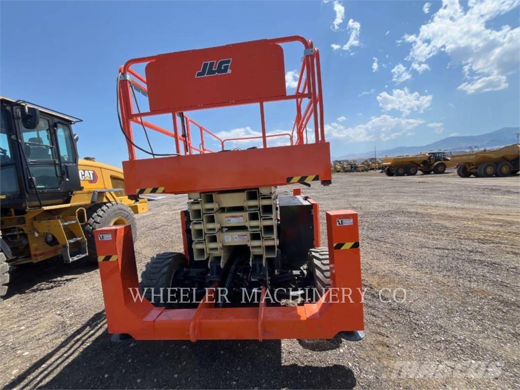JLG RT4394 Scissor lifts