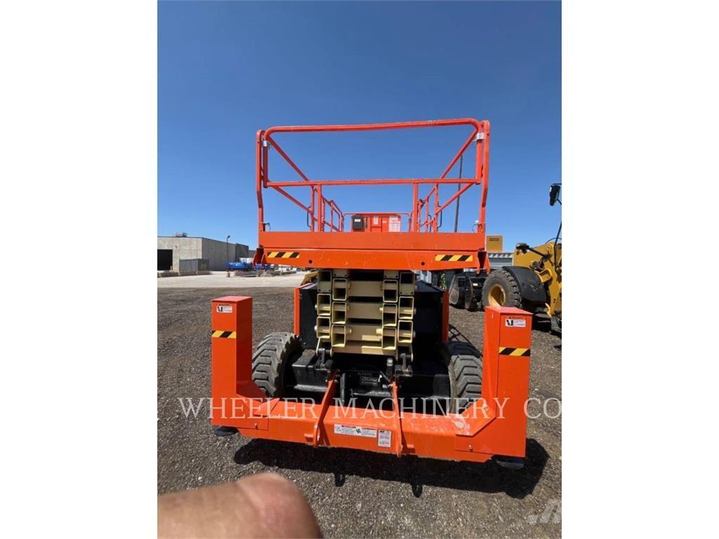 JLG RT4394 Scissor lifts
