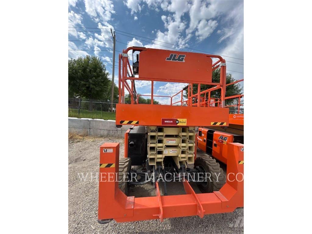 JLG RT4394 Scissor lifts
