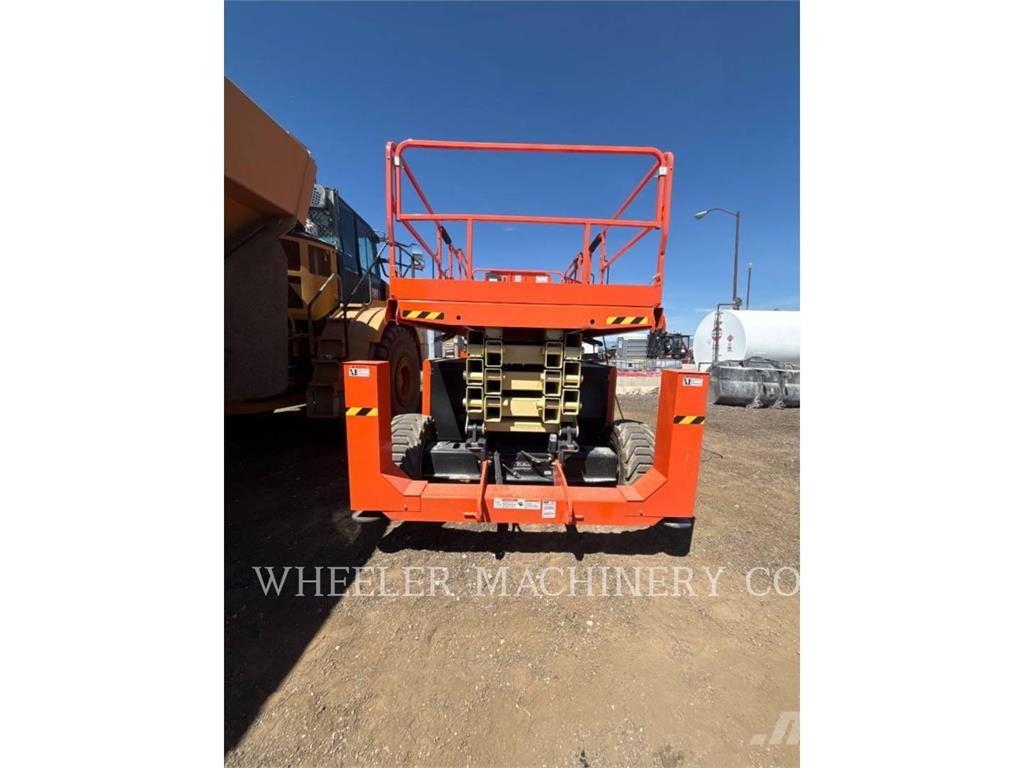 JLG RT4394 Scissor lifts