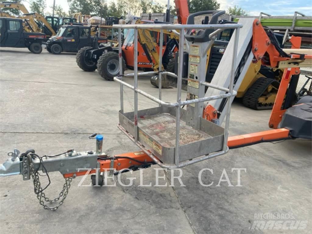 JLG T500J Articulated boom lifts