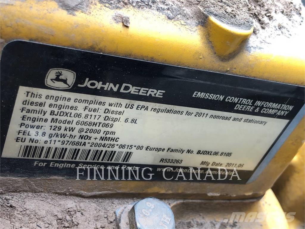 John Deere 200DLC Crawler excavators