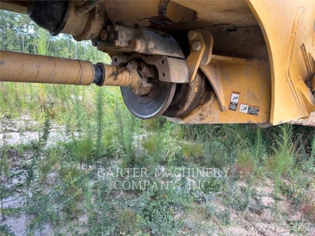 John Deere 300D Articulated Haulers