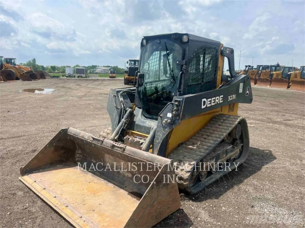 John Deere 323E Crawler loaders