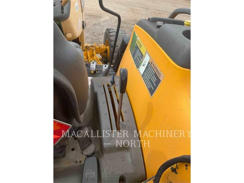 John Deere 4610 Tractors