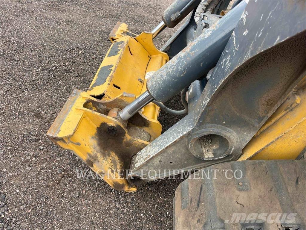 John Deere & CO. 333G Crawler loaders