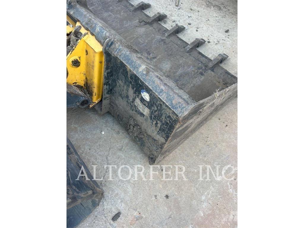 John Deere & CO. 333G Skid steer loaders