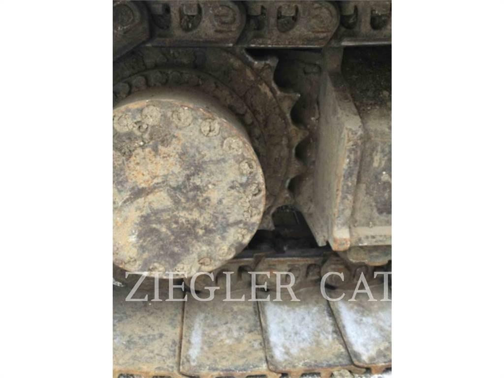 John Deere & CO. 350D Crawler excavators