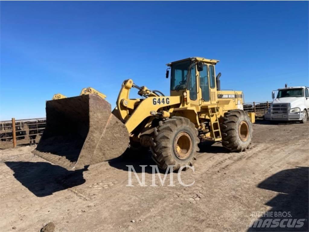 John Deere & CO. 644G Wheel loaders