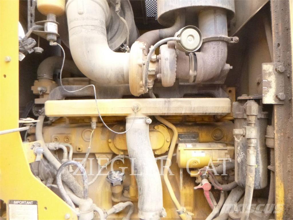 John Deere & CO. 770D Crawler dozers