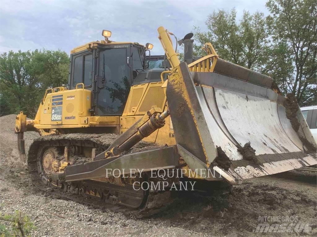 Komatsu D85EXI Crawler dozers