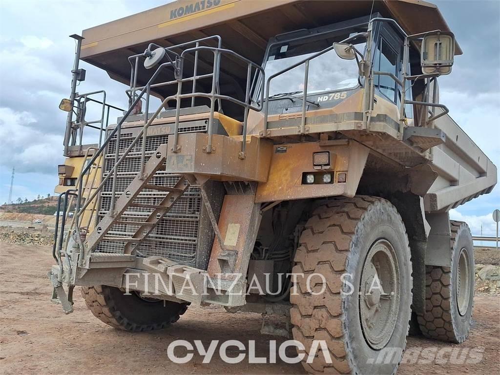 Komatsu HD785-7 Articulated Haulers