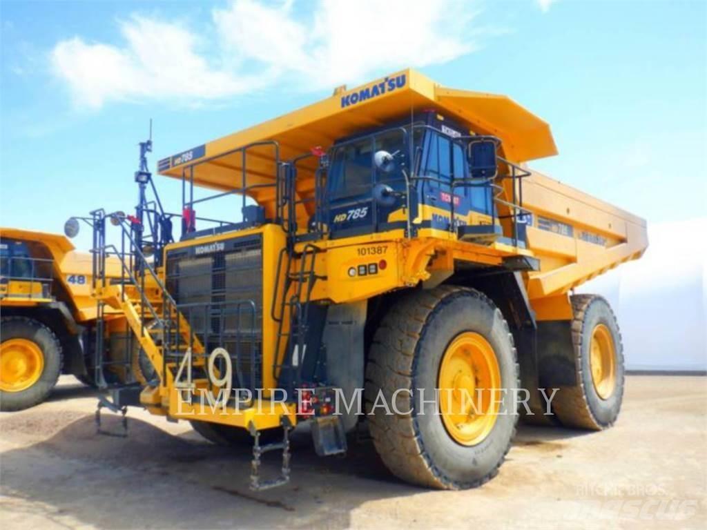 Komatsu HD785-8 Articulated Haulers