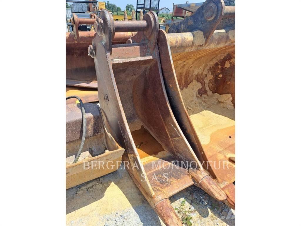 Komatsu PC210LC Crawler excavators