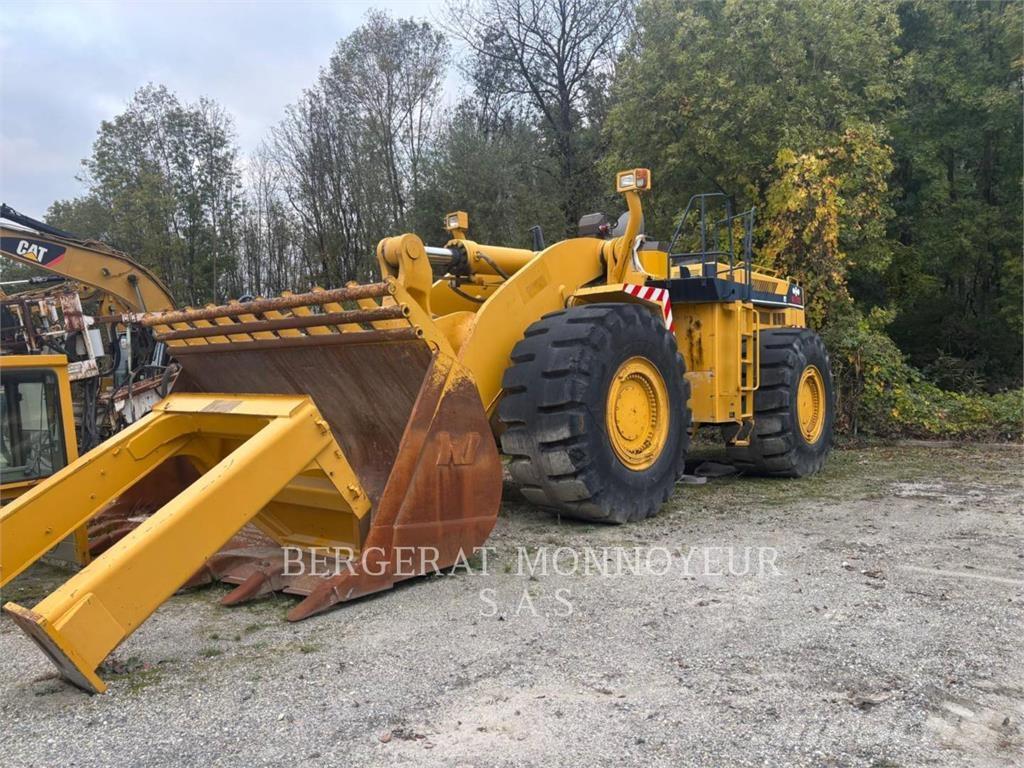 Komatsu WA700 Wheel loaders