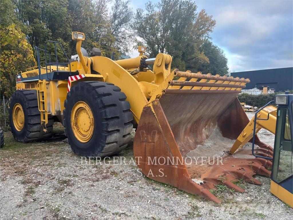 Komatsu WA700 Wheel loaders