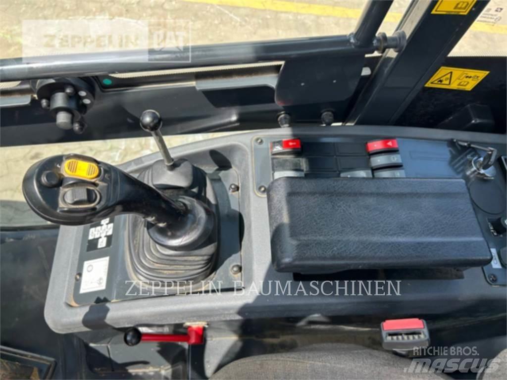 Komatsu WA80M-8EO Wheel loaders