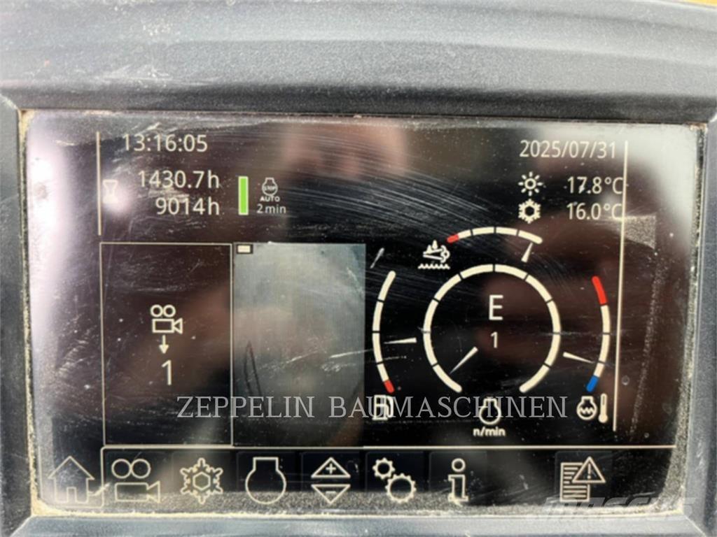 Liebherr R966 Crawler excavators