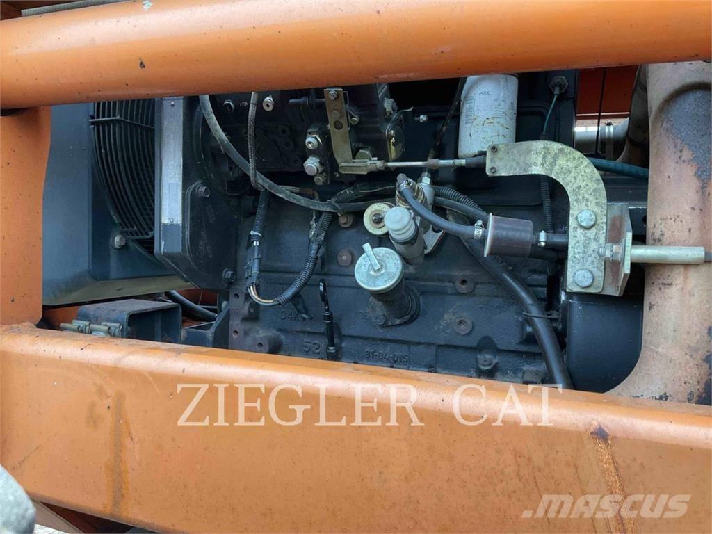  OMNIQUIP/LULL 844C-42 Telescopic handlers