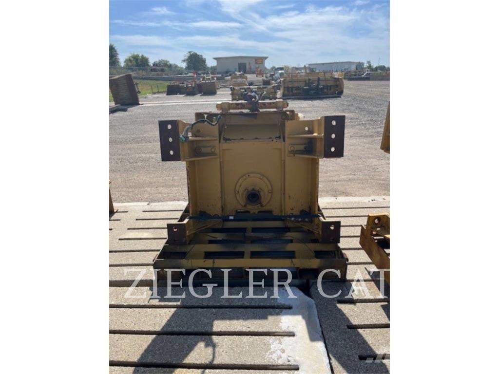 Paccar INC. PA56 Crawler dozers