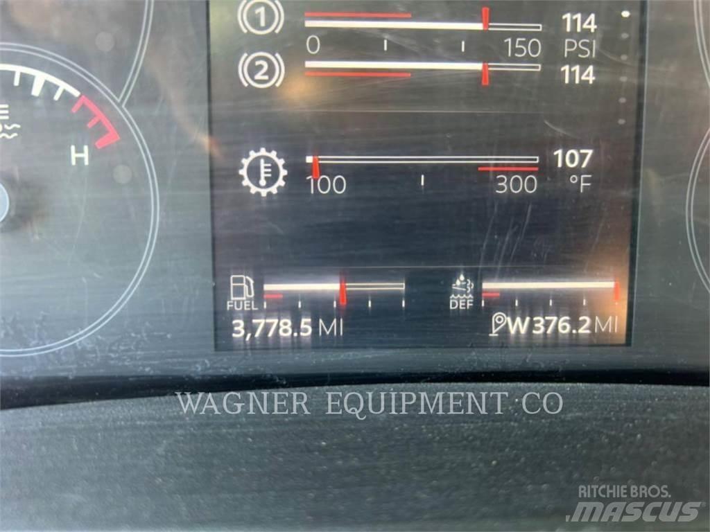 Peterbilt 4000G 548 Water bowser