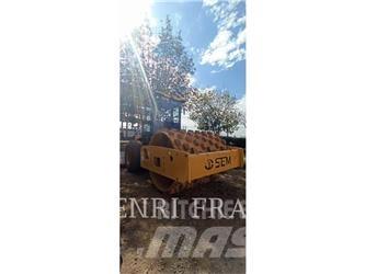 SEM MACHINERY 510 Soil compactors