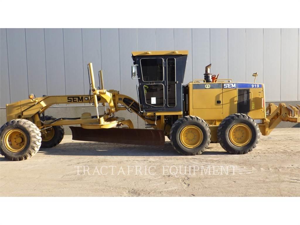 SEM MACHINERY SEM919 Graders