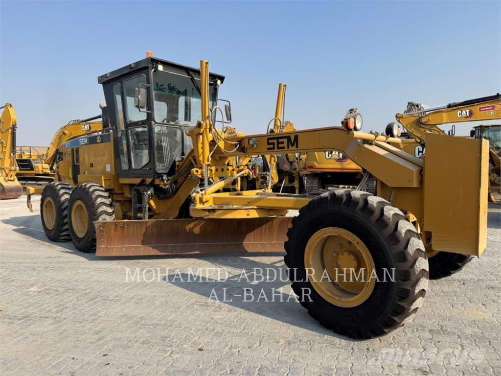 SEM MACHINERY SEM921 Graders