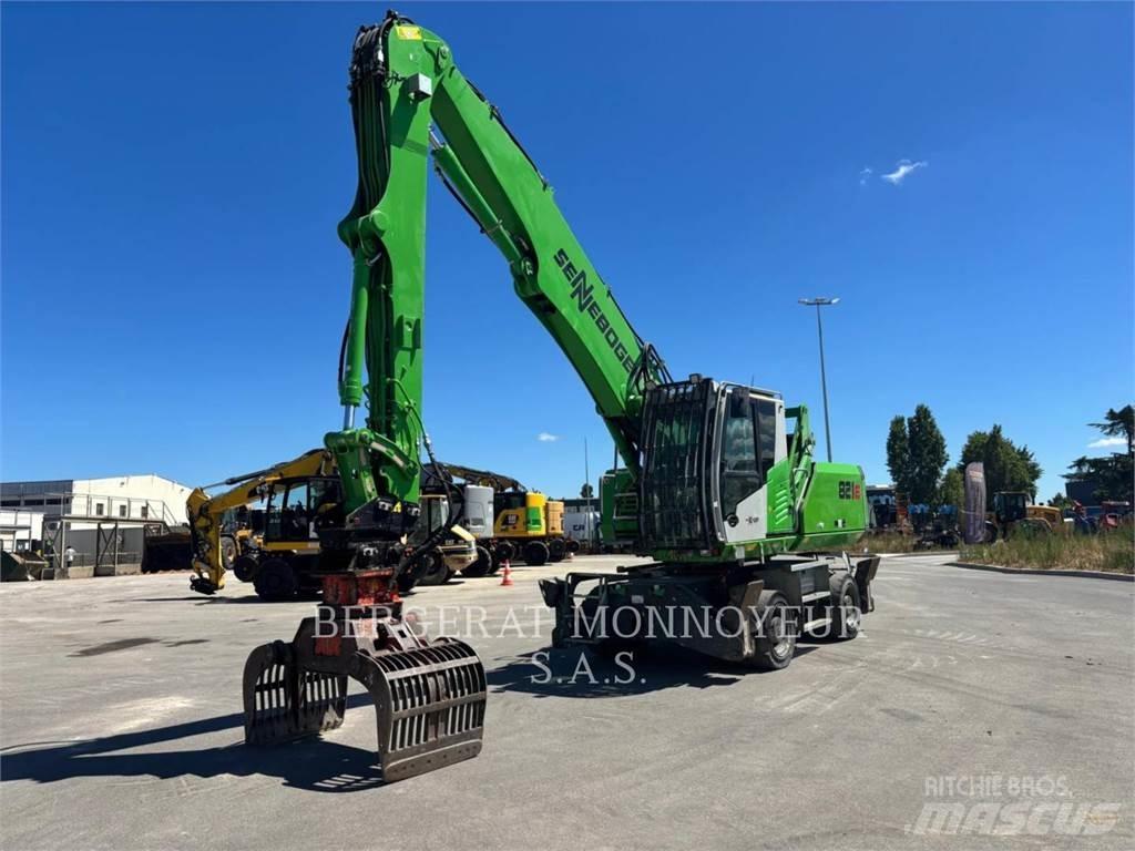 Sennebogen 821 Wheeled excavators