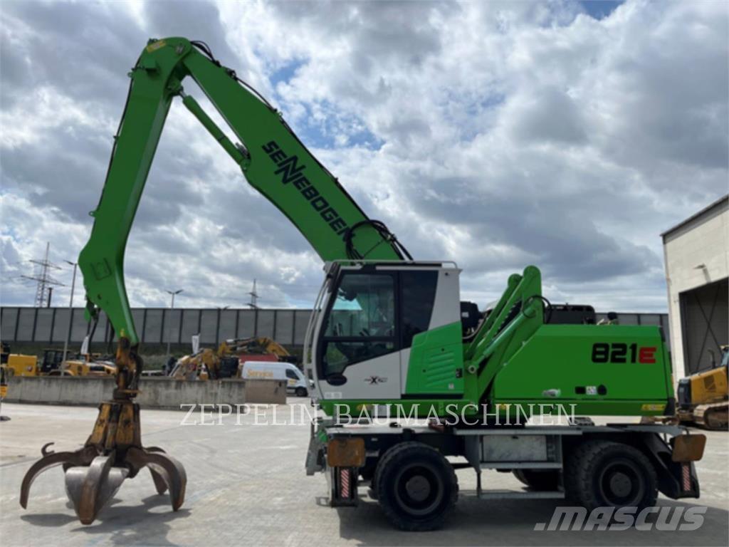 Sennebogen 821E Demolition excavators