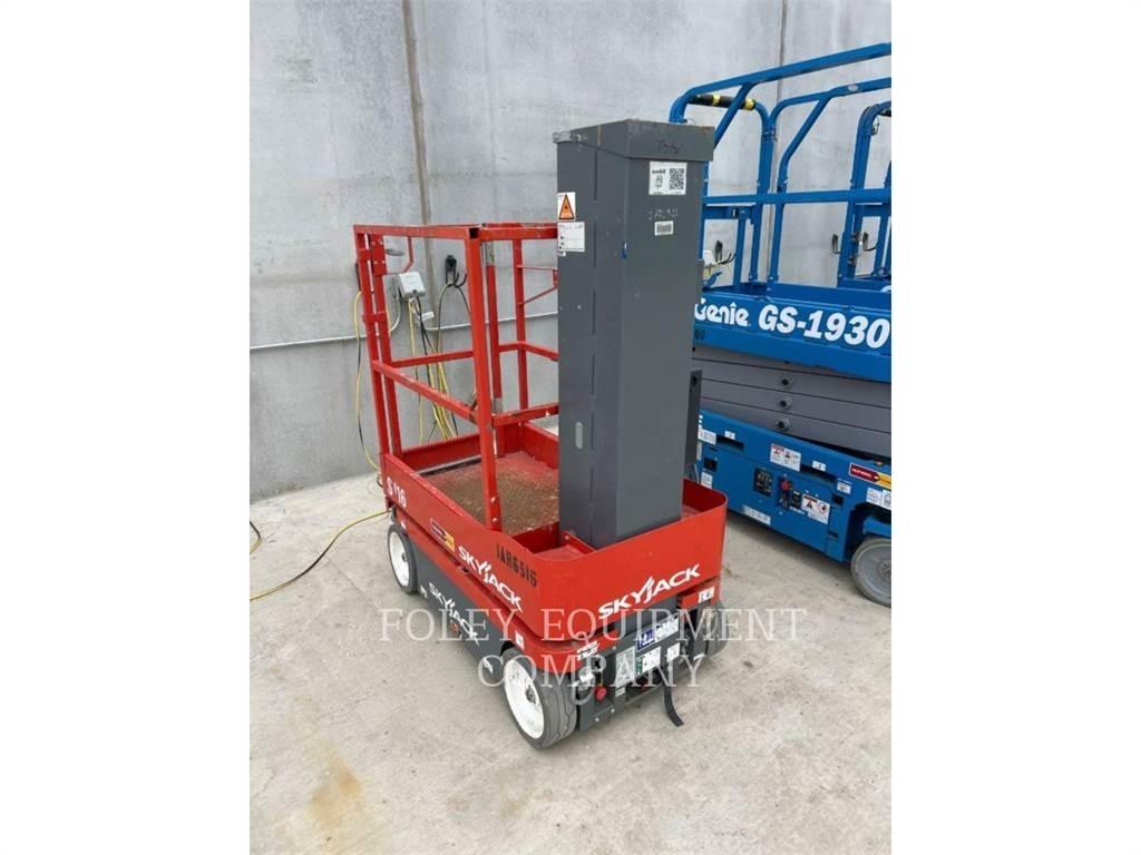 Skyjack (OBSOLETE) SJ16 Scissor lifts