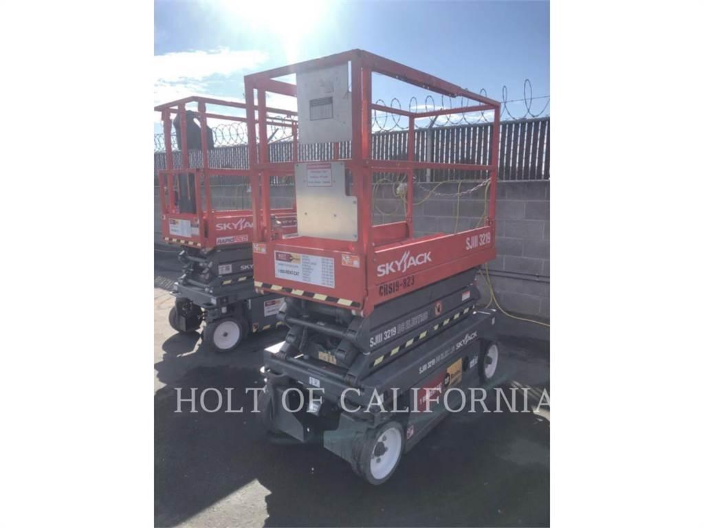 Skyjack SCISSOR 19 Scissor lifts