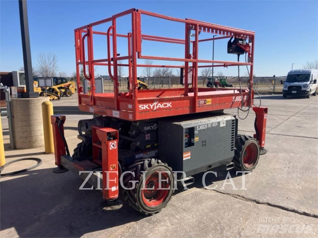 Skyjack SJ6826RT Scissor lifts
