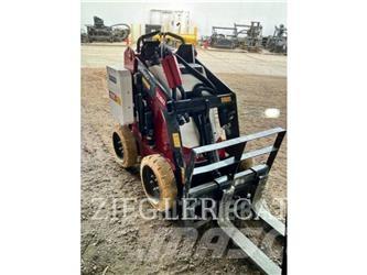 Toro E-DINGO 500 Skid steer loaders